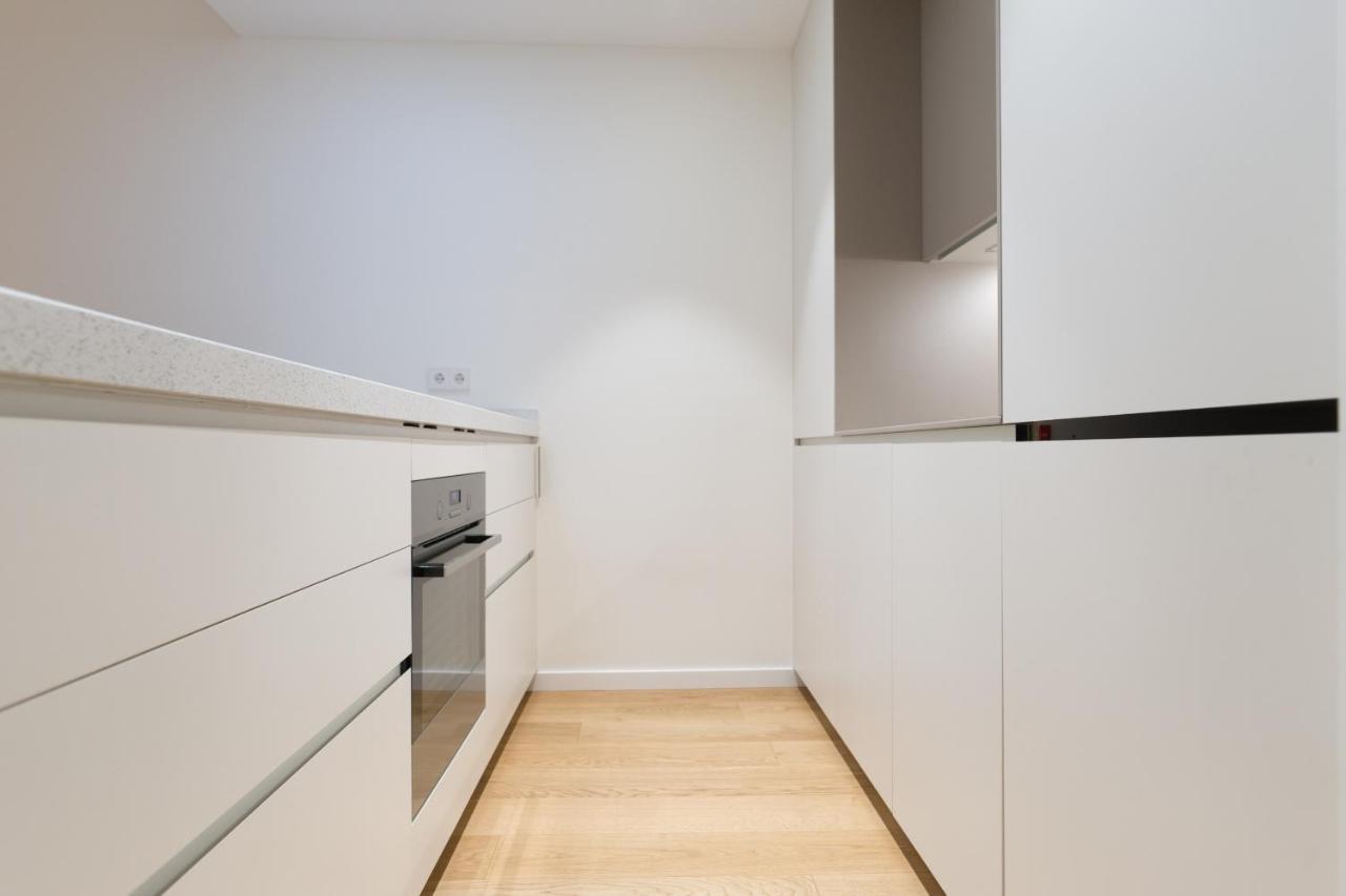 Fermin Suite - Iberorent Apartments San Sebastián Esterno foto